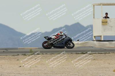 media/Nov-15-2025-Race Pace (Sat) [[8de605a2d8]]/Verified Riders/Turn 4 (1030am)/